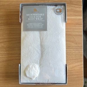 NIB Microwaveable Lavender-scented Faux Fur Body Wrap - Brand New​